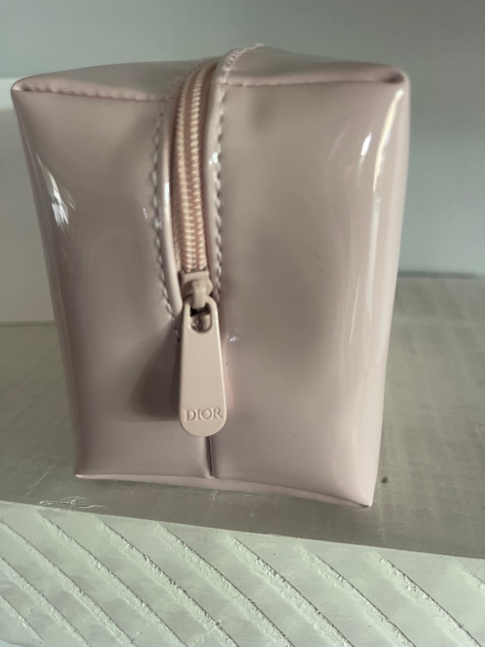 Dior Light Pink Patent Cosmetic Case with Raised CD Logo - Picture 3 of 7